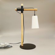 China Beacon lighting wood table lamp 01